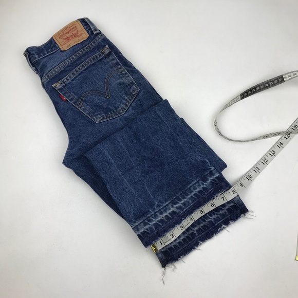 Vintage LEVI'S 550 High Waisted Wedgie Jeans - Picture 6 of 7